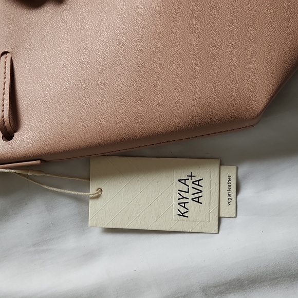 NWT Kayla and Ava Purse - Picture 2 of 4